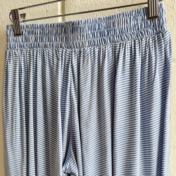 Blue Life Pull On Pants Tulip Split Hem Size XS Blue White Wide Leg - Picture 5 of 9